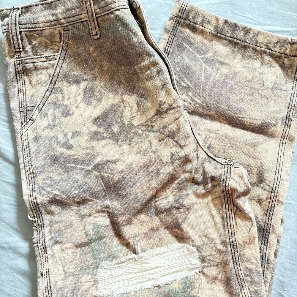 Vintage Distressed Straight Jeans in Green and Brown